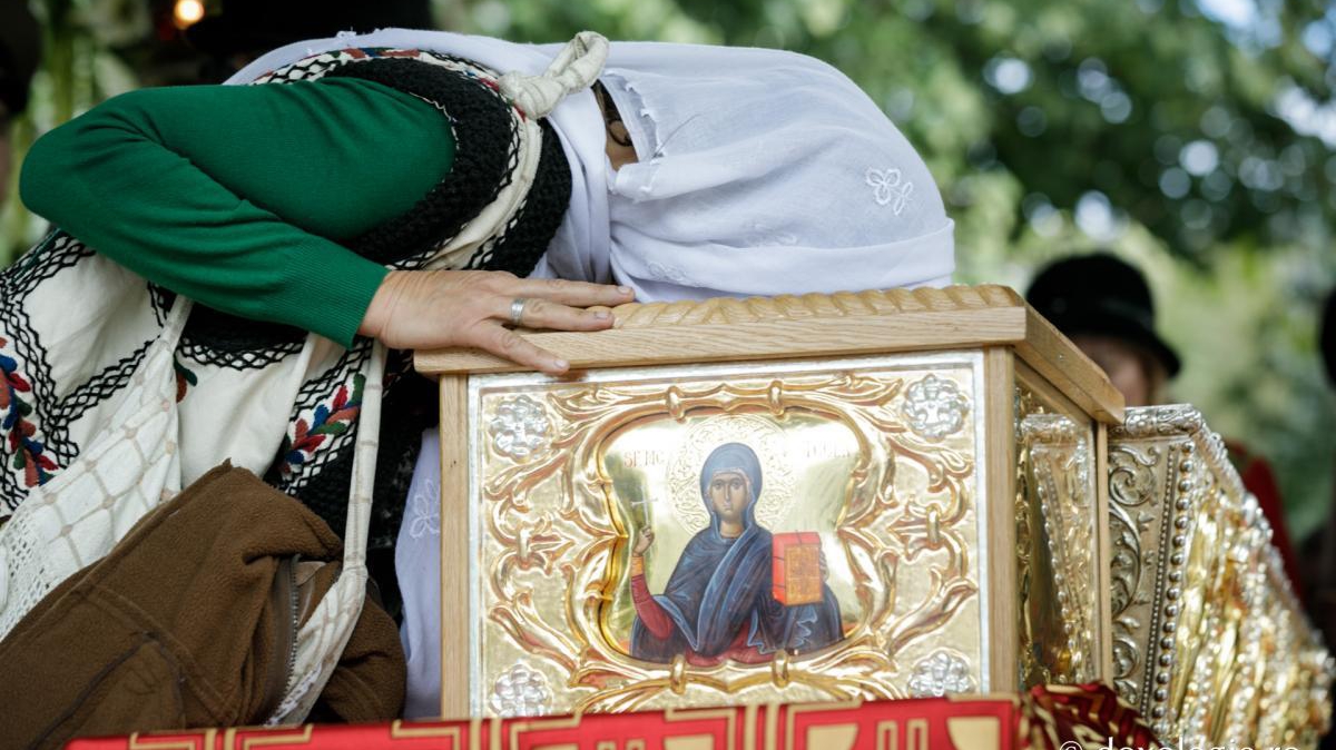 Rugăciune Sfânta Parascheva: De mare ajutor pentru a scăpa de necazuri