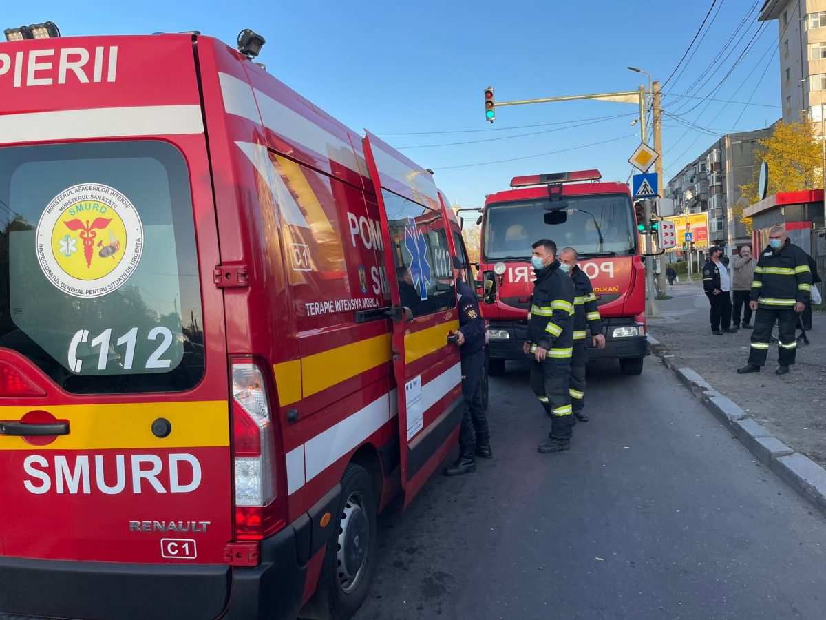 Accident în zona Sirajului. Mai multe ambulanțe sunt prezente la fața locului -FOTO