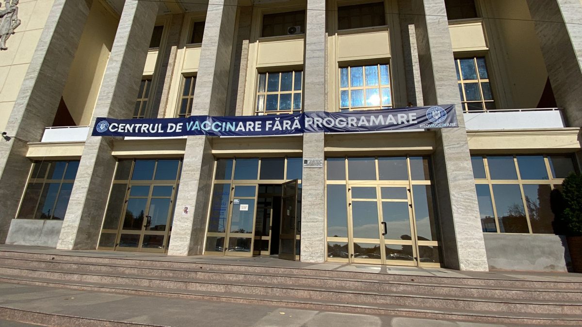 Vaccinul vă salvează viața! Iată lista centrelor de vaccinare și lista medicilor de familie care vaccinează