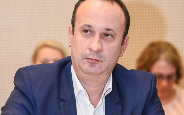 Adrian Câciu, propunerea pentru Ministerul de Finanțe a primit avit pozitiv de la comisiile din Parlament: Nu sunt Harap-Alb