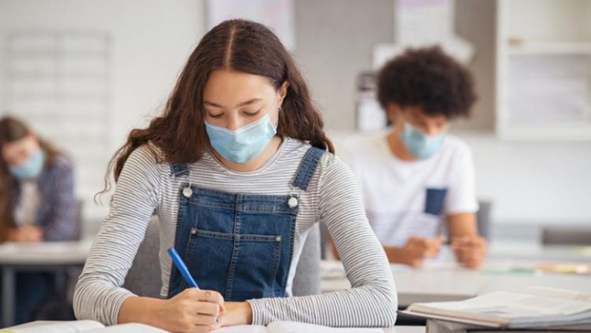 Când vor reveni la școală elevii și ce vacanțe vor fi în anul 2022