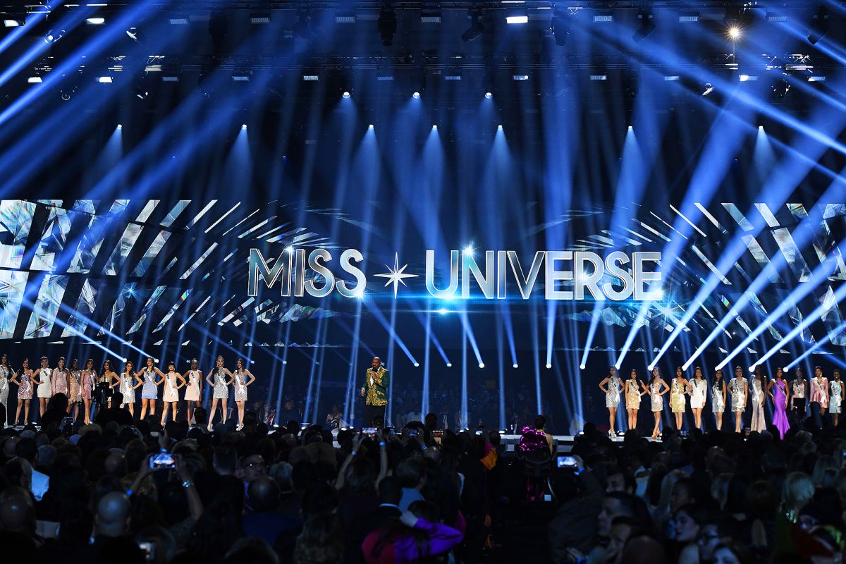 O candidată la Miss Univers, testată pozitiv cu SARS-CoV-2