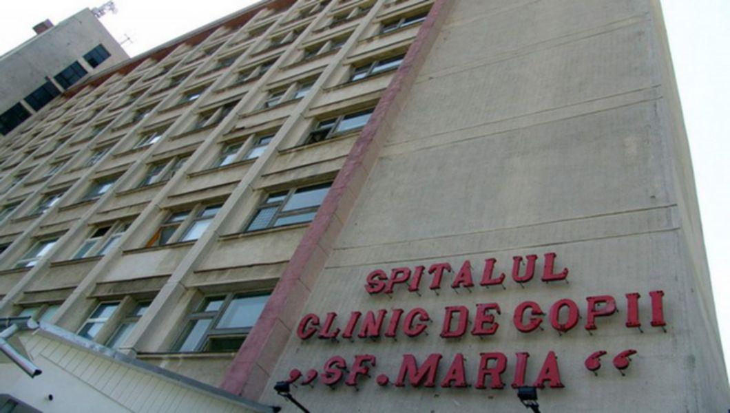 Fetiţa din Roman care a fost înjunghiată de propriul tată a început să respire singură! Care este starea de sănătate a acesteia