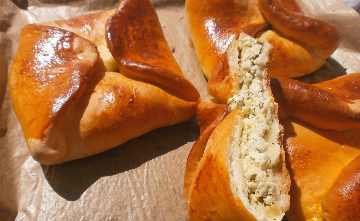Brânzoaice cu brânză sărată: Poale-n brâu ca la bunica