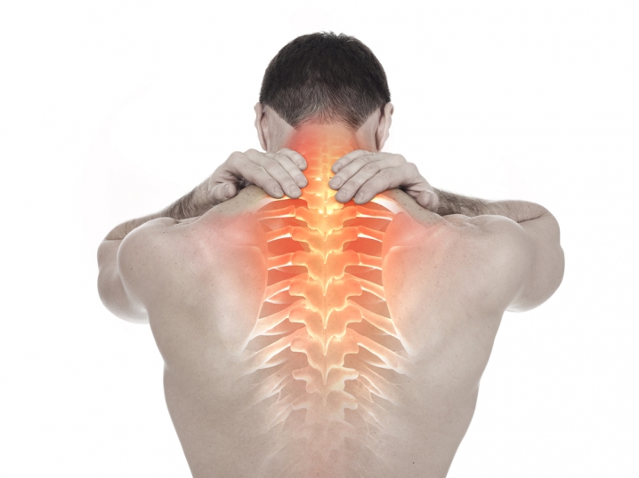 dureri pungioase la nivelul coloanei vertebrale medicamente antiinflamatoare nesteroidiene pentru tratamentul articulațiilor