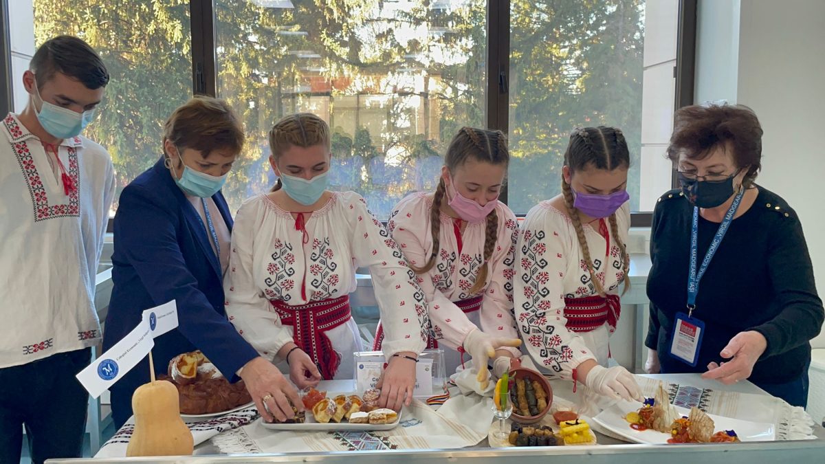 Cele mai surprinzătoare feluri de mâncare gătite astăzi la concursul de la Universitatea de Științele Vieții Iași. Poftim la masă! – GALERIE FOTO, VIDEO