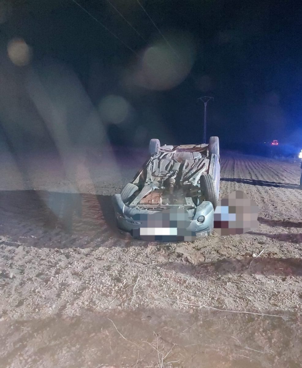 Un tânăr fără permis de conducere a murit după ce s-a răsturnat cu maşina