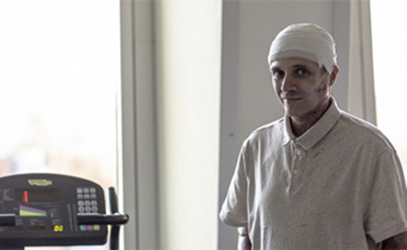 Medicul-erou, Cătălin Denciu, din incendiul cu zece morţi din Piatra Neamț, pus sub acuzare e către procurori