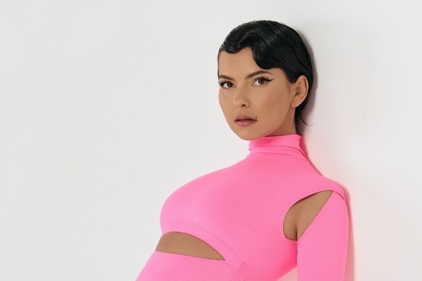 Inna, înălțime adevărată! Cât de scundă este artista?