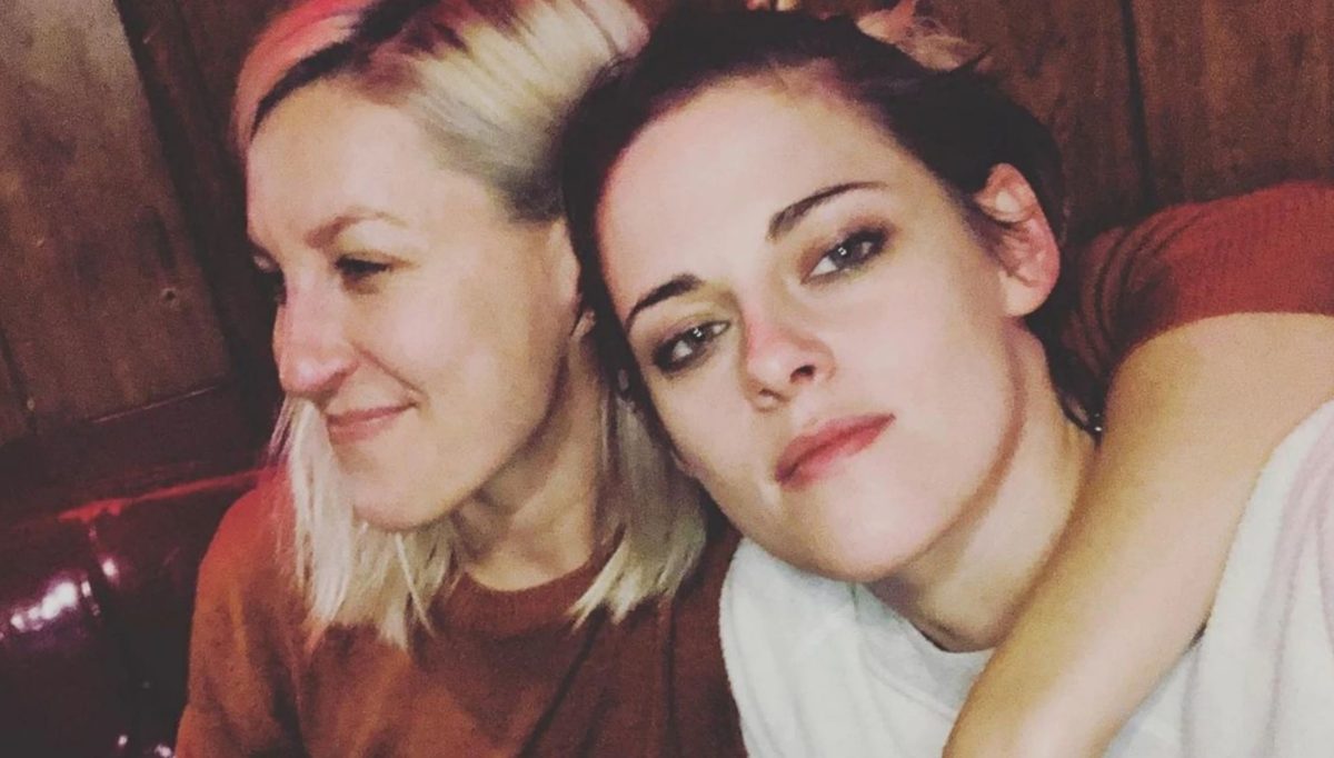 Actrița Kristen Stewart s-a logodit cu iubita sa. Ea și scenarista Dylan Meyer formează un cuplu de doi ani