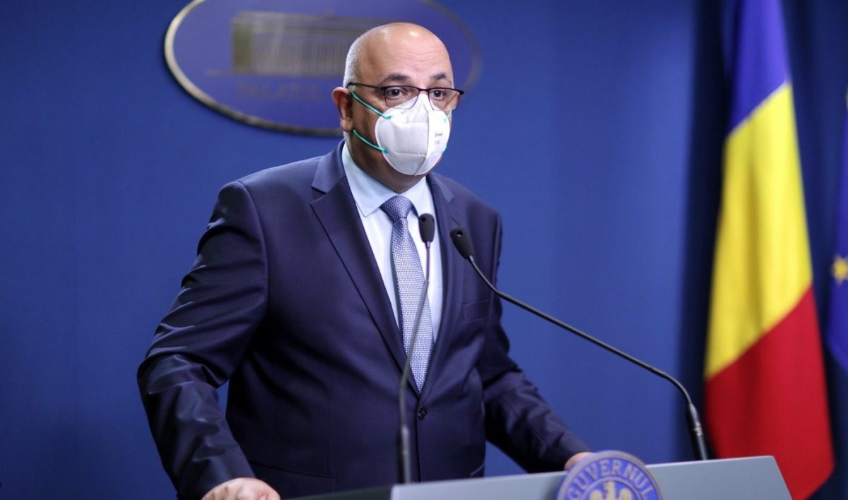 Raed Arafat a cerut în ședința de Guvern ca toate persoanele, indiferent dacă sunt vaccinate sau nu, care intră în România să prezinte un test PCR negativ