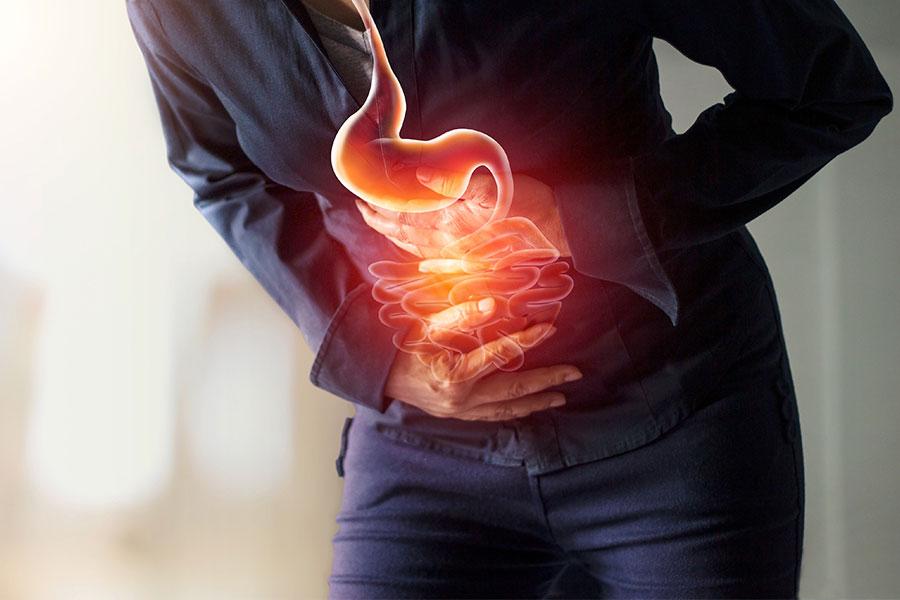 Remedii pentru durerea de burtă: Tratamente naturiste cu efecte imediate