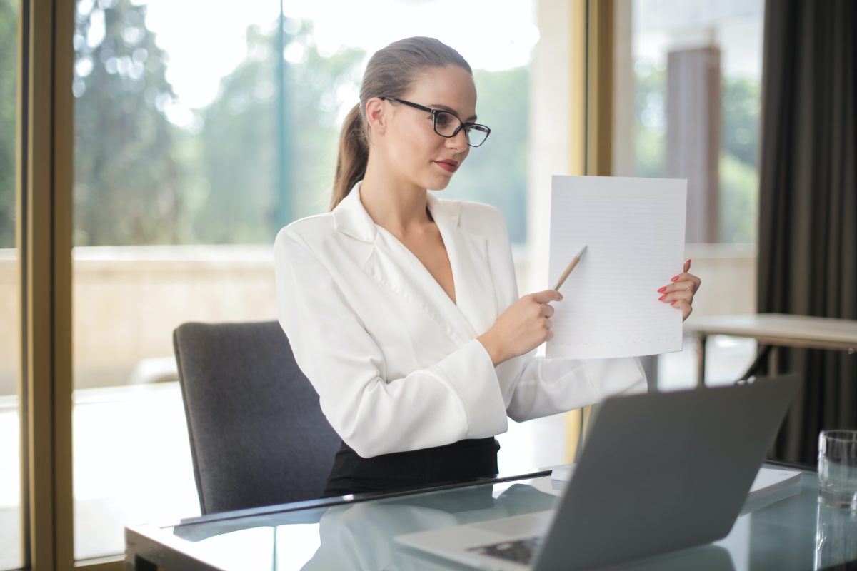 7 trăsături pe care trebuie să le aibă managerul unei instituții publice