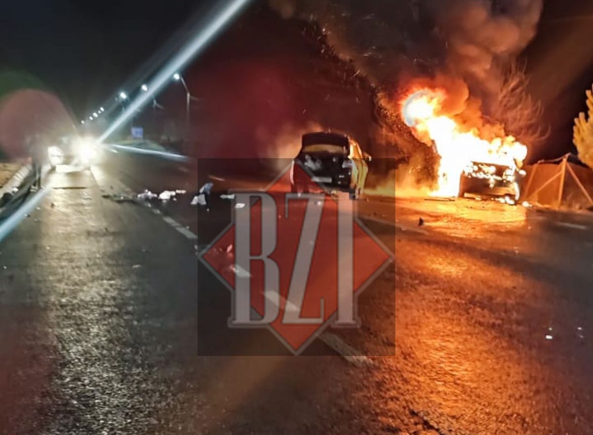 Accident teribil, lângă orașul Iași chiar în dimineața zilei de Crăciun! O mașină, în flăcări, după un impact nimicitor – GALERIE FOTO, VIDEO EXCLUSIV