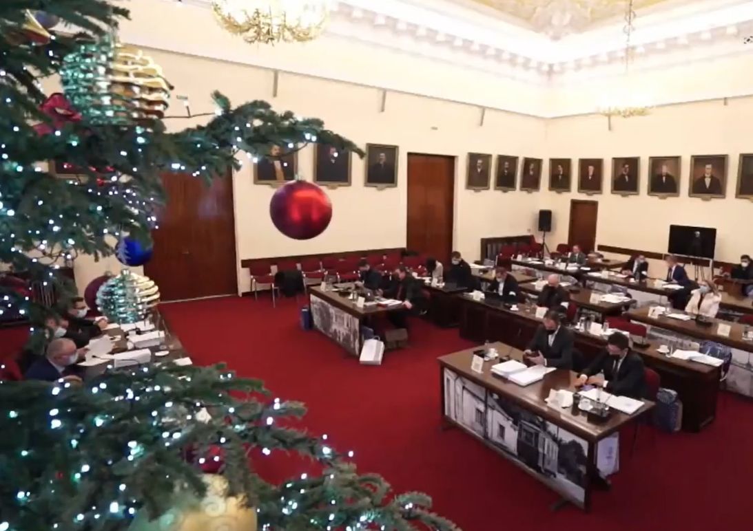 Un ales local din Iași a scos la iveală mai multe probleme din cartierul Bucium. Totul a fost prezentat în Consiliul Local – VIDEO