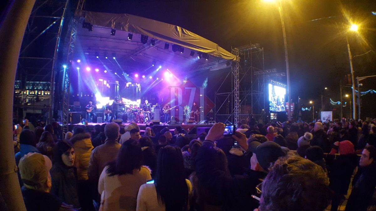 Ședință extraordinară de Consiliu Local. Se aprobă proiectul legat de concertul de Revelion 2022, în Iași! Foc de artificii la trecerea dintre ani, la Palatul Culturii – LIVE VIDEO