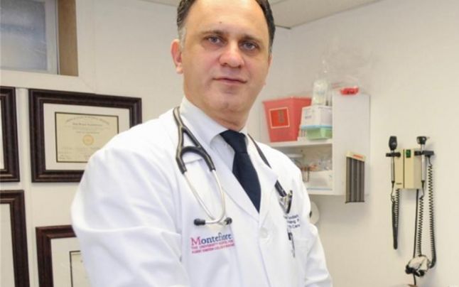 Dr. Theo Trandafirescu, despre tratamentul anti-COVID: „Şi Pfizer şi Mark au depus dosare să fie aprobate în America”