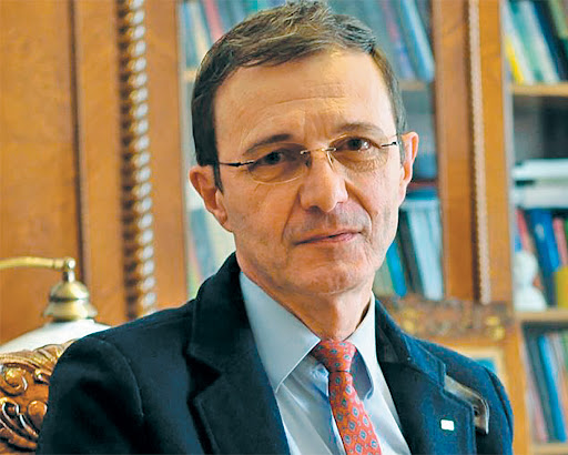 Ioan-Aurel Pop candidează pentru un nou mandat de președinte al Academiei Române