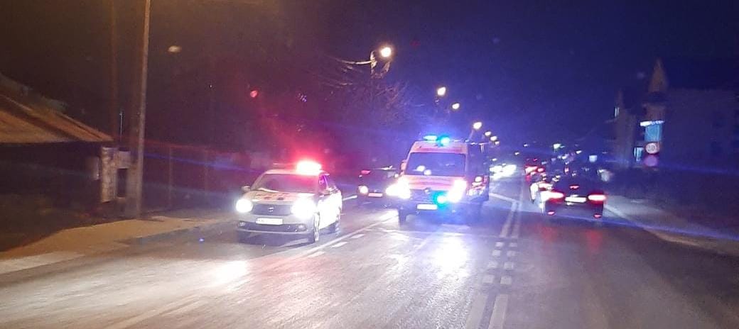Accident rutier în Miroslava. Un pieton care ar fi fost băut, acroșat de un autoturism – EXCLUSIV, FOTO