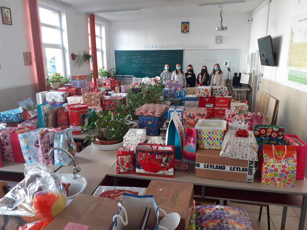Acțiuni caritabile la Colegiul Național „Garabet Ibrăileanu” din Iași 