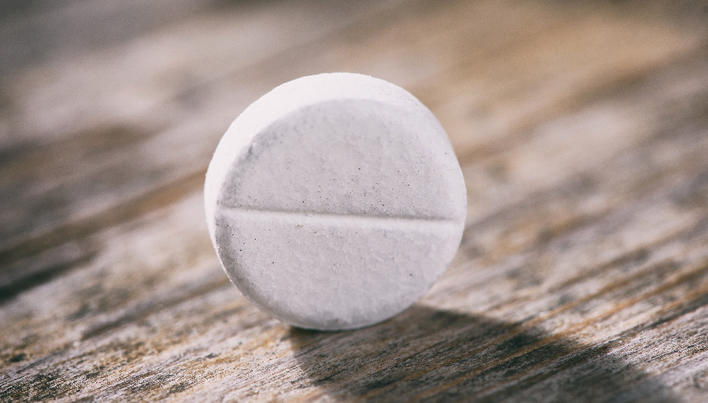Trebuie să iei protecție pentru stomac după administrarea de antiinflamatoare? Iată ce spun medicii