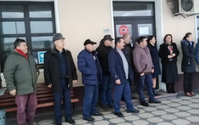 Director CFR: „Continuăm negocierile, dar protestul este ilegal. 109 trenuri sunt afectate, iar în 54 de stații activitatea este afectată”