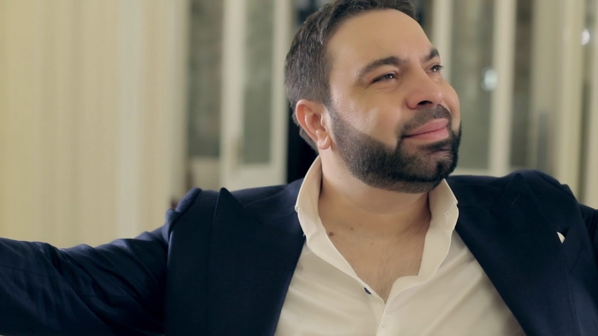Copiii lui Florin Salam au primit pantofi de 600 de euro/perechea, de la Moș Crăciun! Reacția fabuloasă a celor mici!