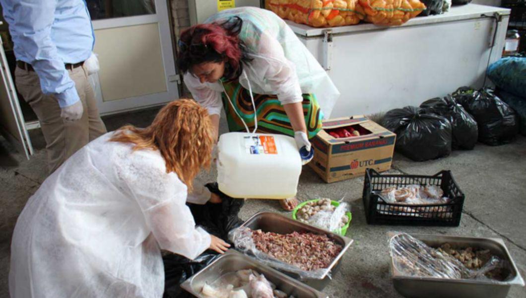 Tone de alimente neconforme, confiscate de ANSVSA în mai multe stațiuni montane