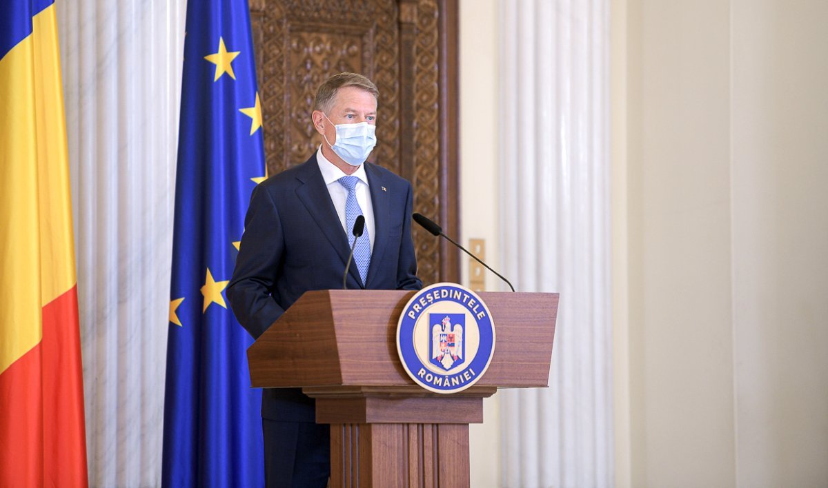Iată cine sunt ieşenii decoraţi de Ziua Naţională a României de preşedintele Klaus Iohannis – LIVE VIDEO