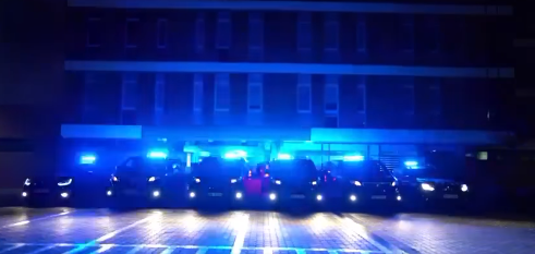 Mesaj viral de sărbători al Ministerului Afacerilor Interne. Clip video cu luminile maşinilor de intervenţie şi un celebru colind – VIDEO