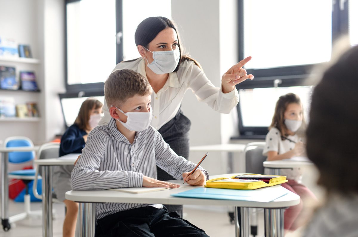 Salariile profesorilor vor fi mărite începând cu data de 1 ianuarie 2022! Anunțul Guvernului Ciucă