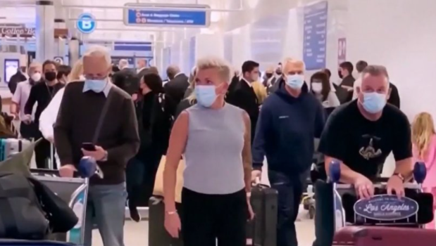 Mărturia româncei venită din Africa de Sud, confirmată cu Covid-19: „Îmi este puţin teamă de Omicron”