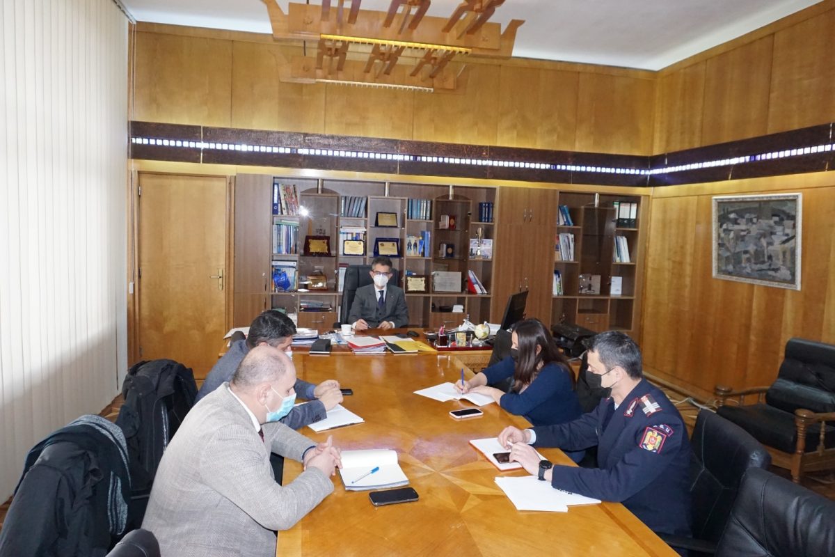 Se intensifică verificările privind respectarea măsurii de carantinare, în județul Iași