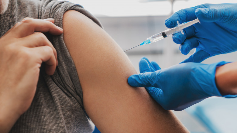 Ionuț Stroe, noul purtător de cuvânt al PNL consideră că România trebuie să adopte Legea vaccinării obligatorii