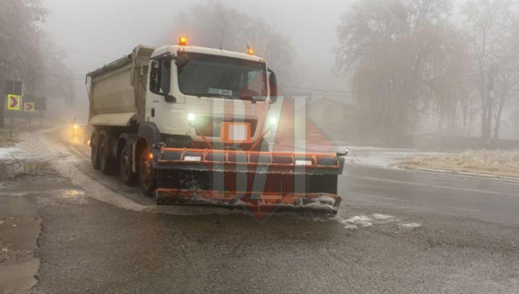 Atenție, șoferi. Lista drumurilor din județul Iași unde se intervine la deszăpezire