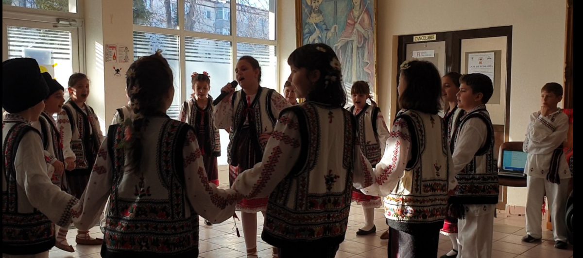 Școala Gimnazială „Elena Cuza” Iași sărbătorește Unirea Principatelor în parteneriat cu alte două școli cu același nume