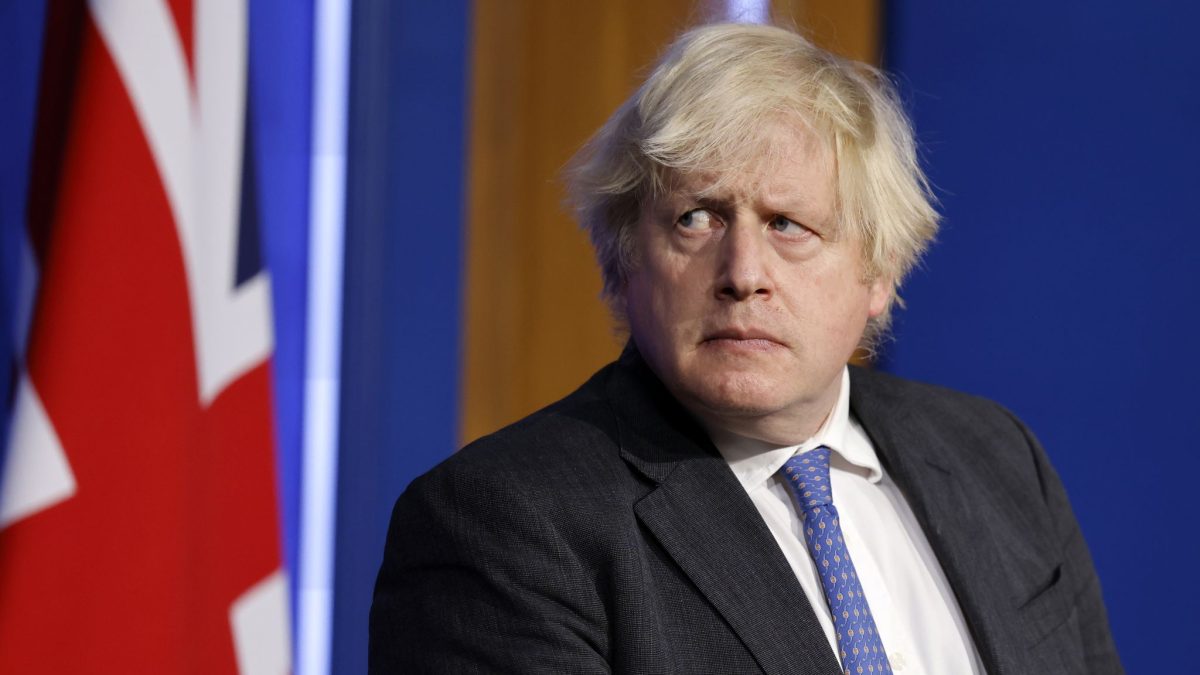 Demisia lui Boris Johnson este cerută de propriul său partid. Ce probleme ar putea provoca