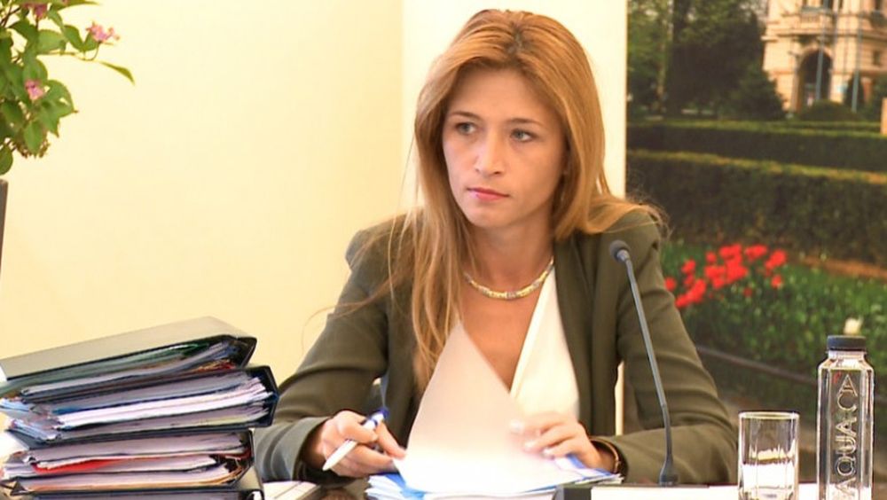 Iată cine o va evalua pe Denisa Ionașcu, secretarul Consiliului Local Iași. Scandal în ședința de plen