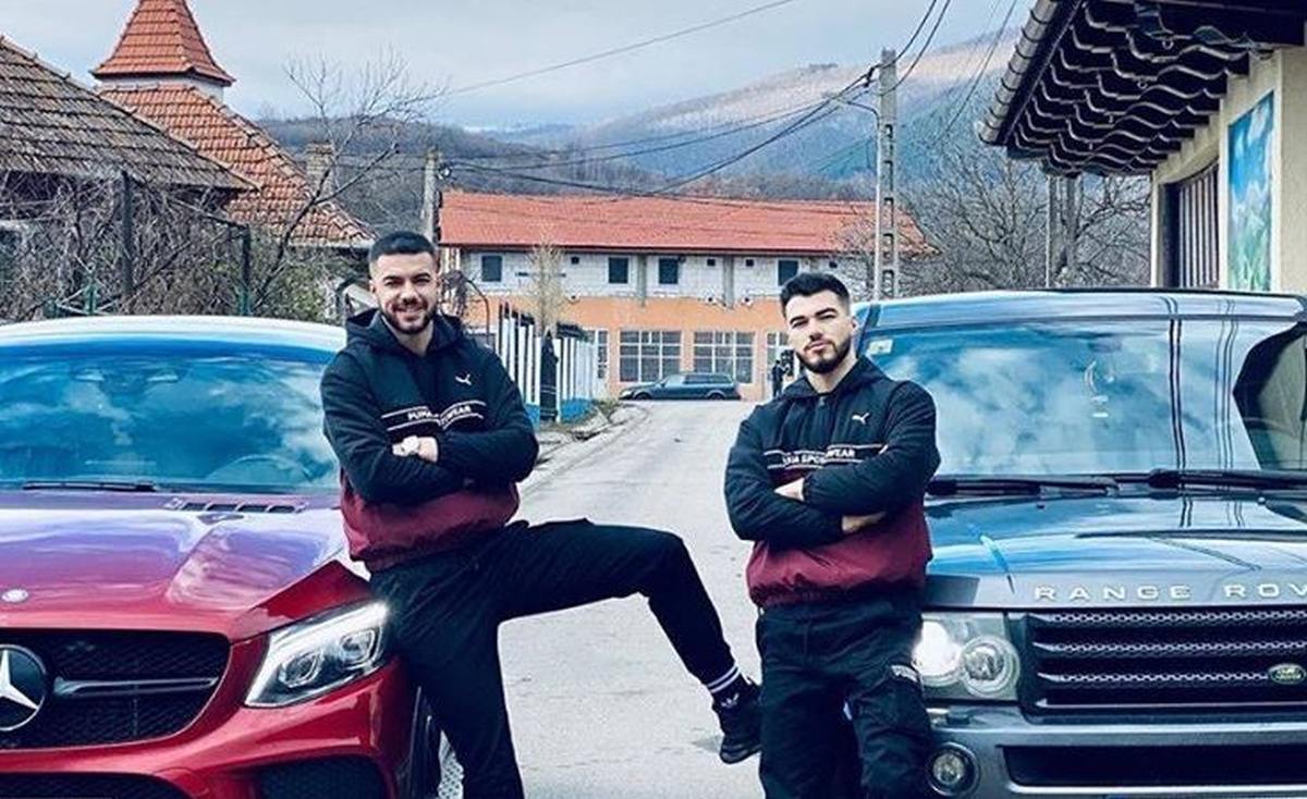 Iancu Sterp, surprins la munca de jos. Ce făcea acesta la stână crezând că nu-l vede nimeni