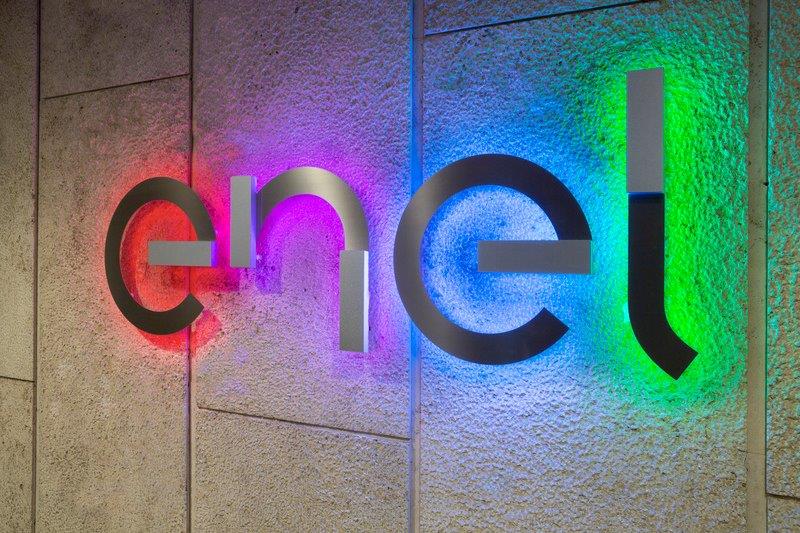 Enel, amendat de ANRE cu 400.000 lei pentru nerespectarea legii cu privire la compensarea și plafonarea facturilor la gaze