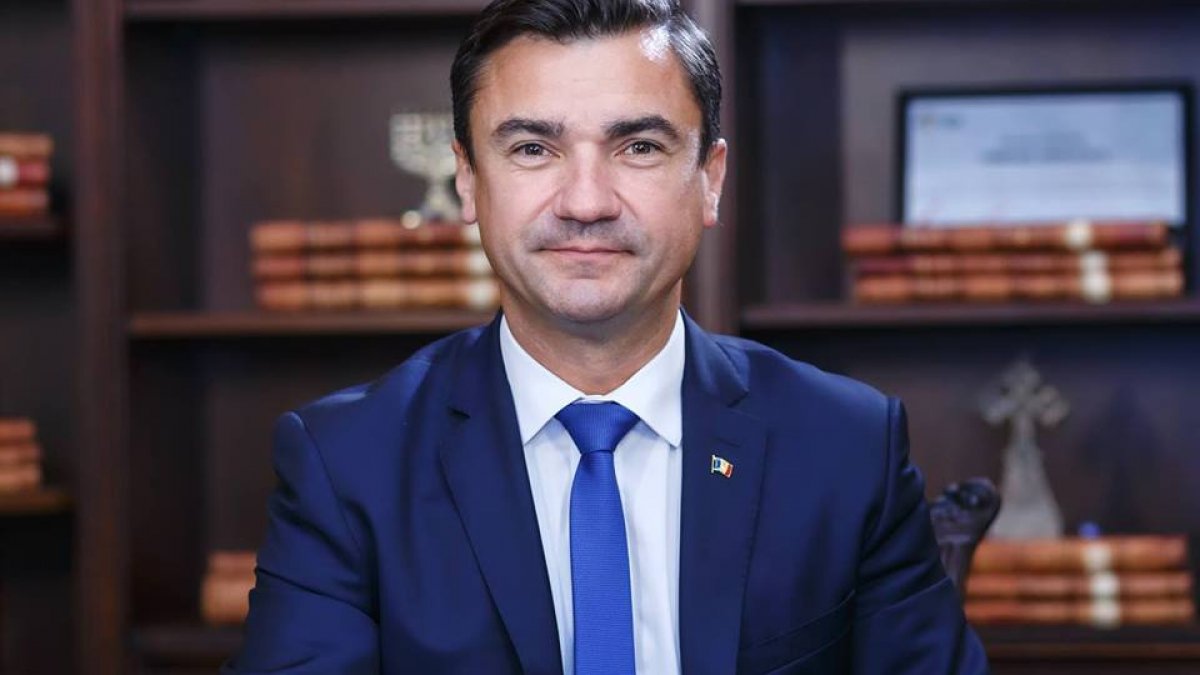 Primarul Mihai Chirica, scrisoare adresată secretarilor de CL și CJ: „Şi eu am o profesie, pe care o respect din punct de vedere moral şi legal”