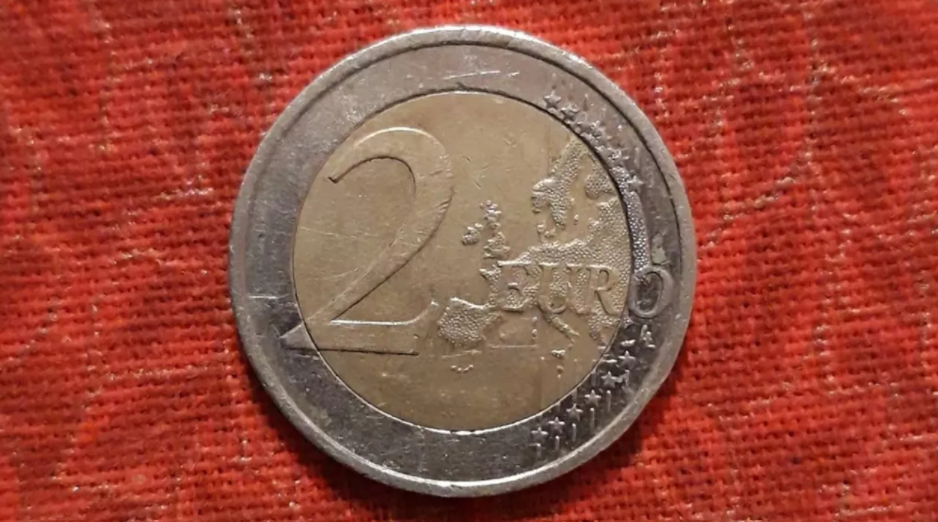 Suma e colosală! Cu câți lei se vinde o monedă de 2 euro din anul 2017