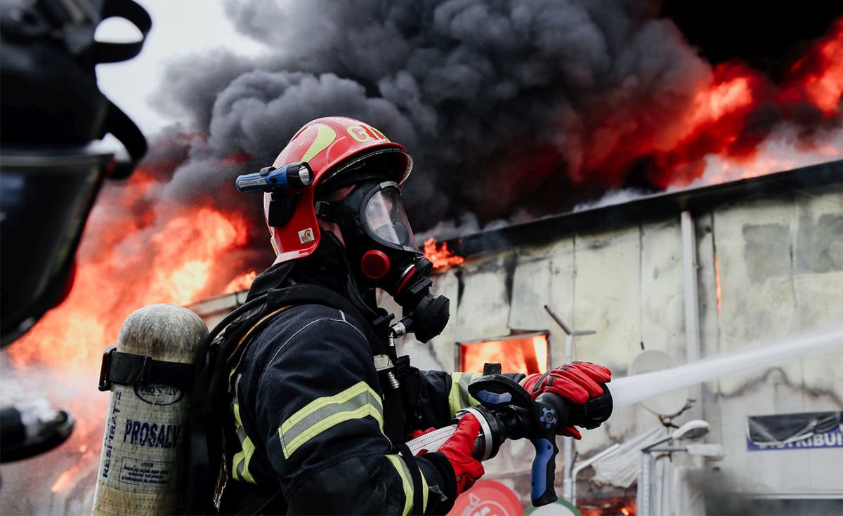 Incendiu în comuna Vlădeni. Două persoane au decedat după ce au fost cuprinse de flăcări și o alta a fost transportată la spital – EXCLUSIV, UPDATE