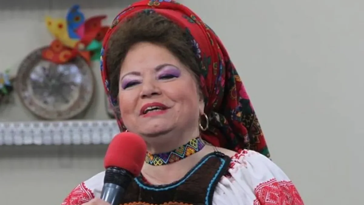 Saveta Bogdan, îndrăgostită ca-n adolescență la 76 de ani. Cine este bărbatul misterios cu care se iubeste vedeta?