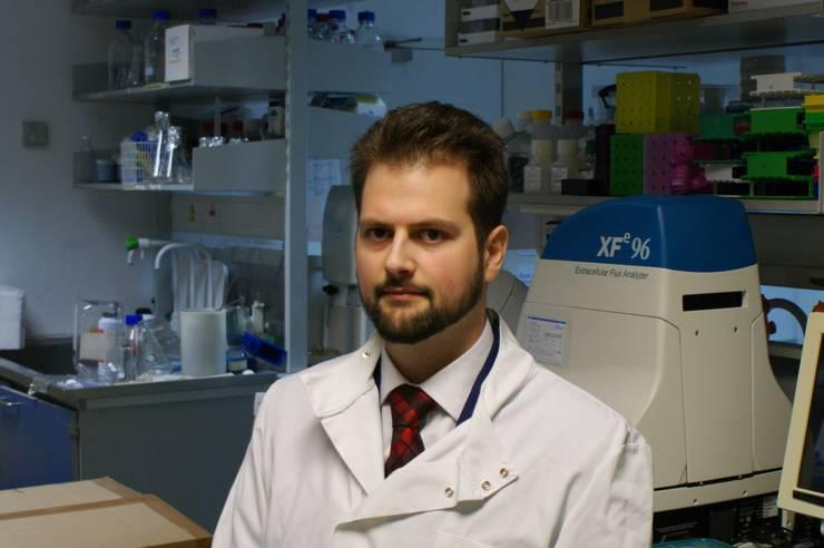 Cercetătorul Ștefan Dascălu consideră că testele pe bază de salivă sunt ineficiente. Imunologul a explicat cum ar trebui să se desfășoare testarea în școli