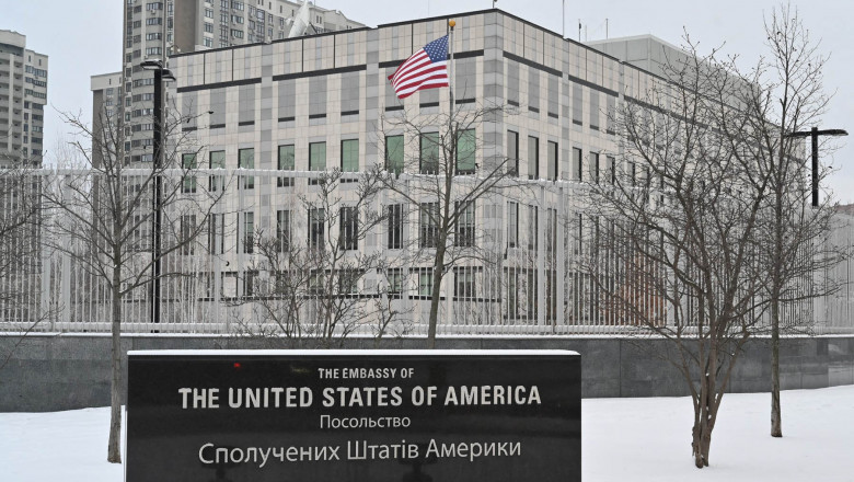 Personalul de la ambasadele din Ucraina, retras de SUA, Marea Britanie şi Australia