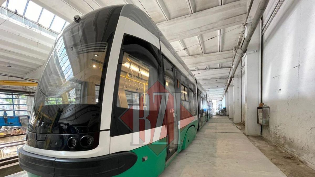 Primul tramvai PESA defect la Iași! A blocat circulația într-o importantă zonă din municipiu – FOTO