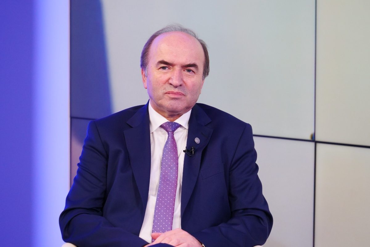 Profesori şi studenţi din Ucraina au solicitat înscrierea la UAIC Iaşi. Ce spune rectorul Tudorel Toader