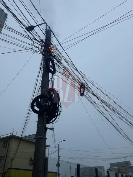 Pompierii intervin de urgență pentru lichidarea unui incendiu în municipiul Iași