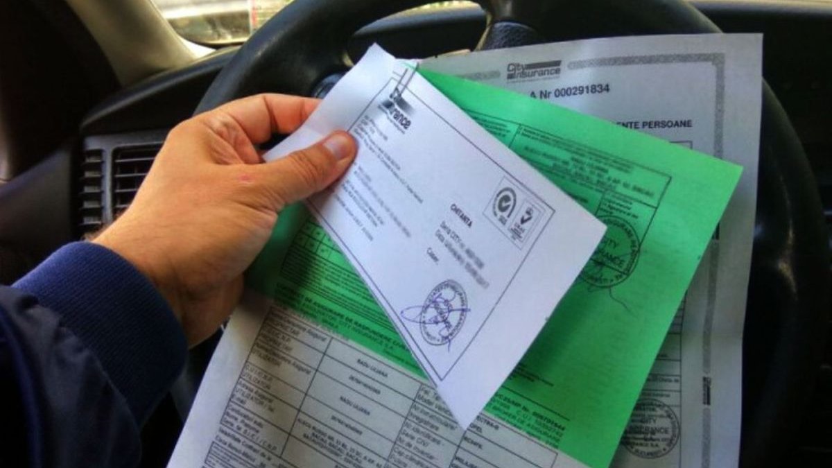 Preţul asigurărilor RCA, influenţat de numărul mare de accidente şi valoarea despăgubirilor